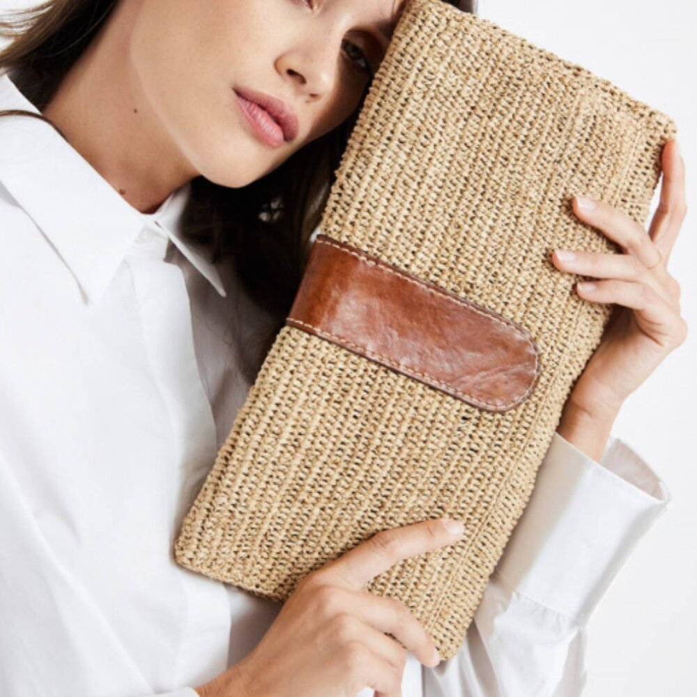 IBELIV Belizi Pochette Clutch (NWT!) - Picture 8 of 11